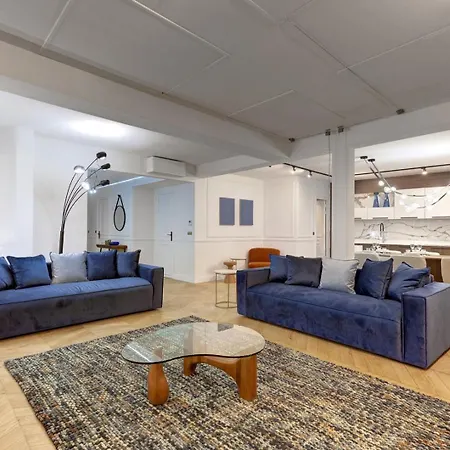 171 Beethoven - Superbe Parisien Apartment